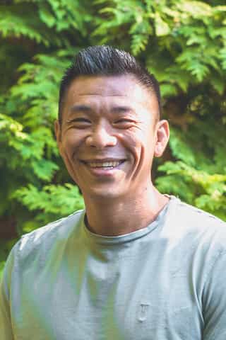 Headshot photo of Alex Wong