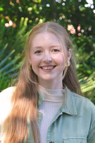 Headshot photo of Camellia Hayes