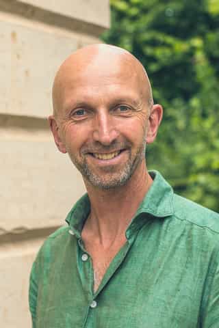 Headshot photo of Ed Lister