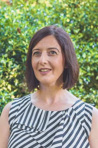 Headshot photo of Naomi Burl